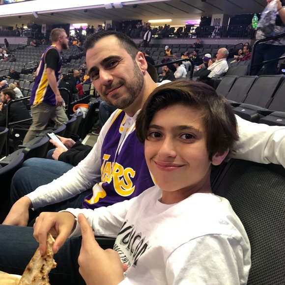 Meet your Posher, Parham - Picture 2 of 3